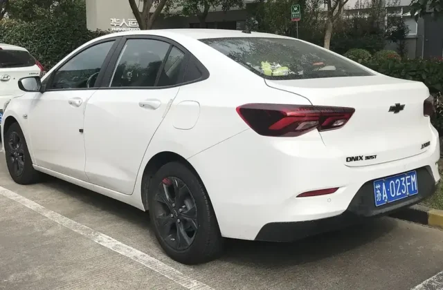 Chevrolet Onix 1.0 Turbo LTZ