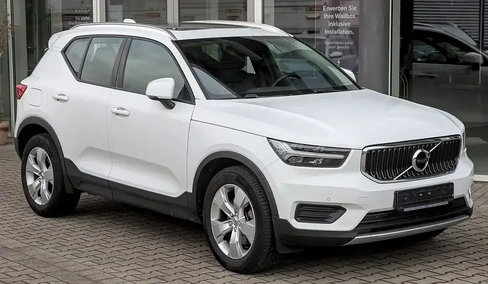 Volvo XC40 2.0 T4 Momentum